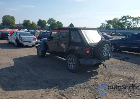 2015 Jeep Wrangler Unlimited Sport z USA, uszkodzony, nr VIN 1C4HJWDG0FL717273